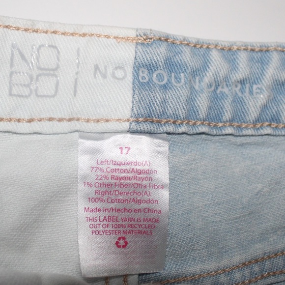 No Boundaries Slim Straight Jeans - Picture 4 of 7